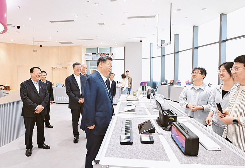 中央八项规定精神以优良党风引领社风民风尊龙凯时人生就是搏平台习：锲而不舍落实